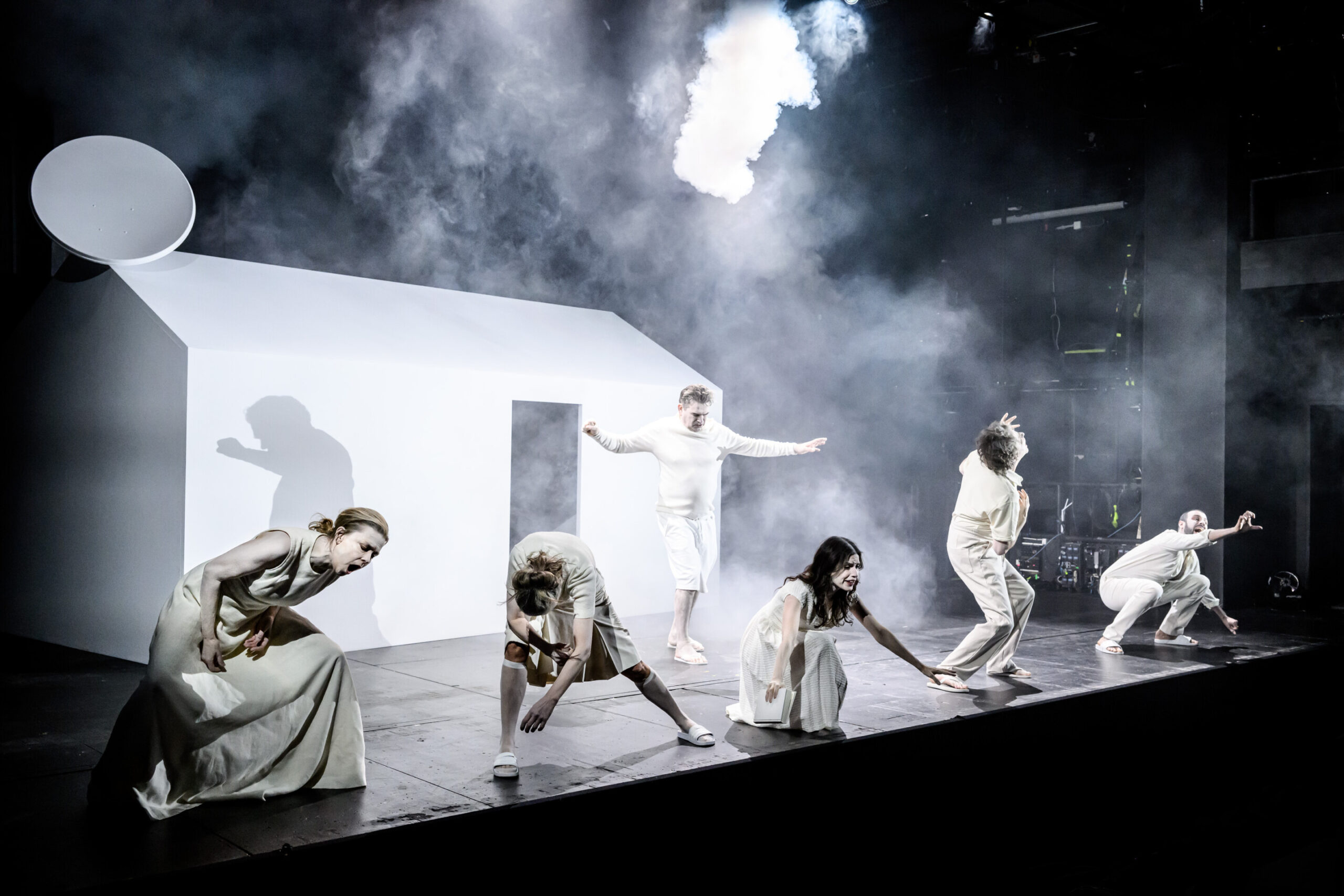 Stormen, Shakespeares sista pjäs förbättrad (enligt Dramaten) av Staffan Valdemar Holm. Foto: Sören Vilks. 